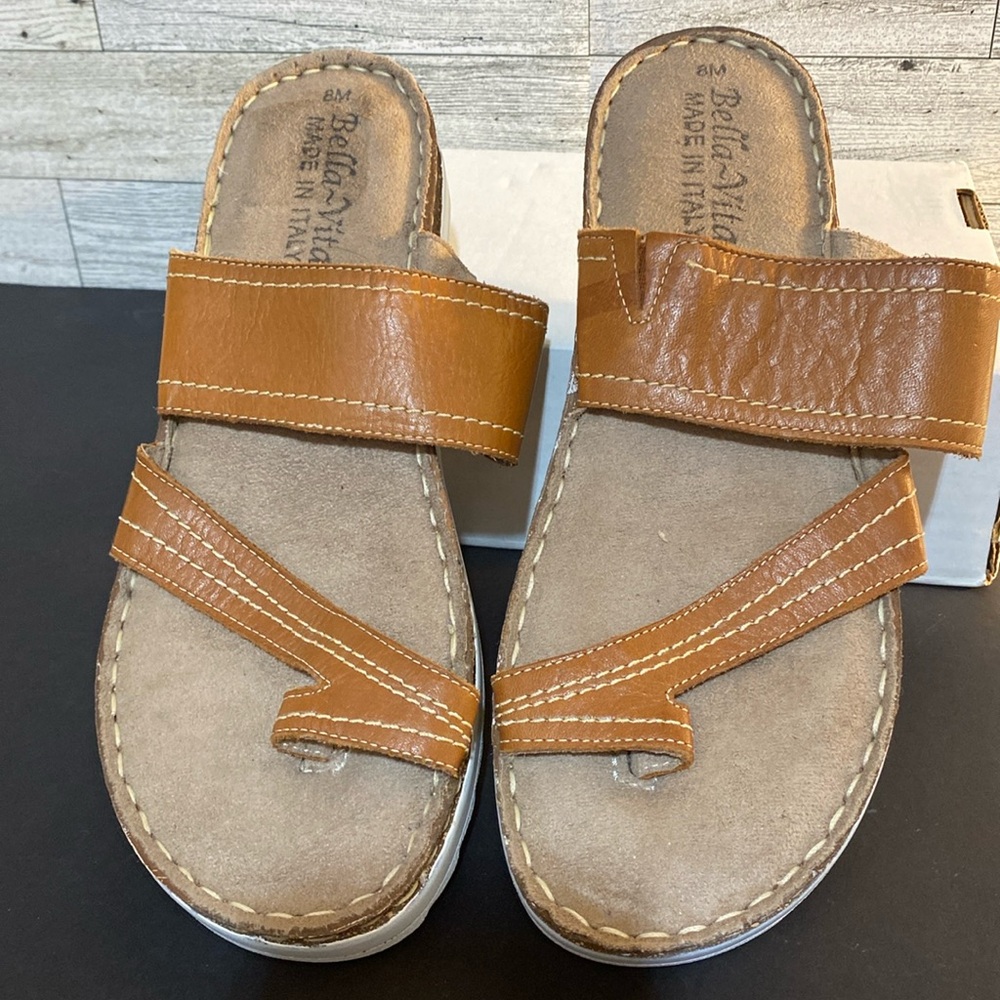 Woman’s New Bella Vita 8M Sandles